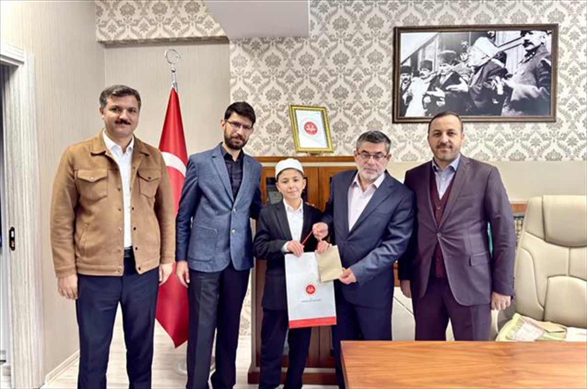 A A 20251014 39411758 39411756 K U R A N K U R S U O G R E N C I S I D A V U T Y U R D A K U L 3 A Y D A H A F I Z O L D U