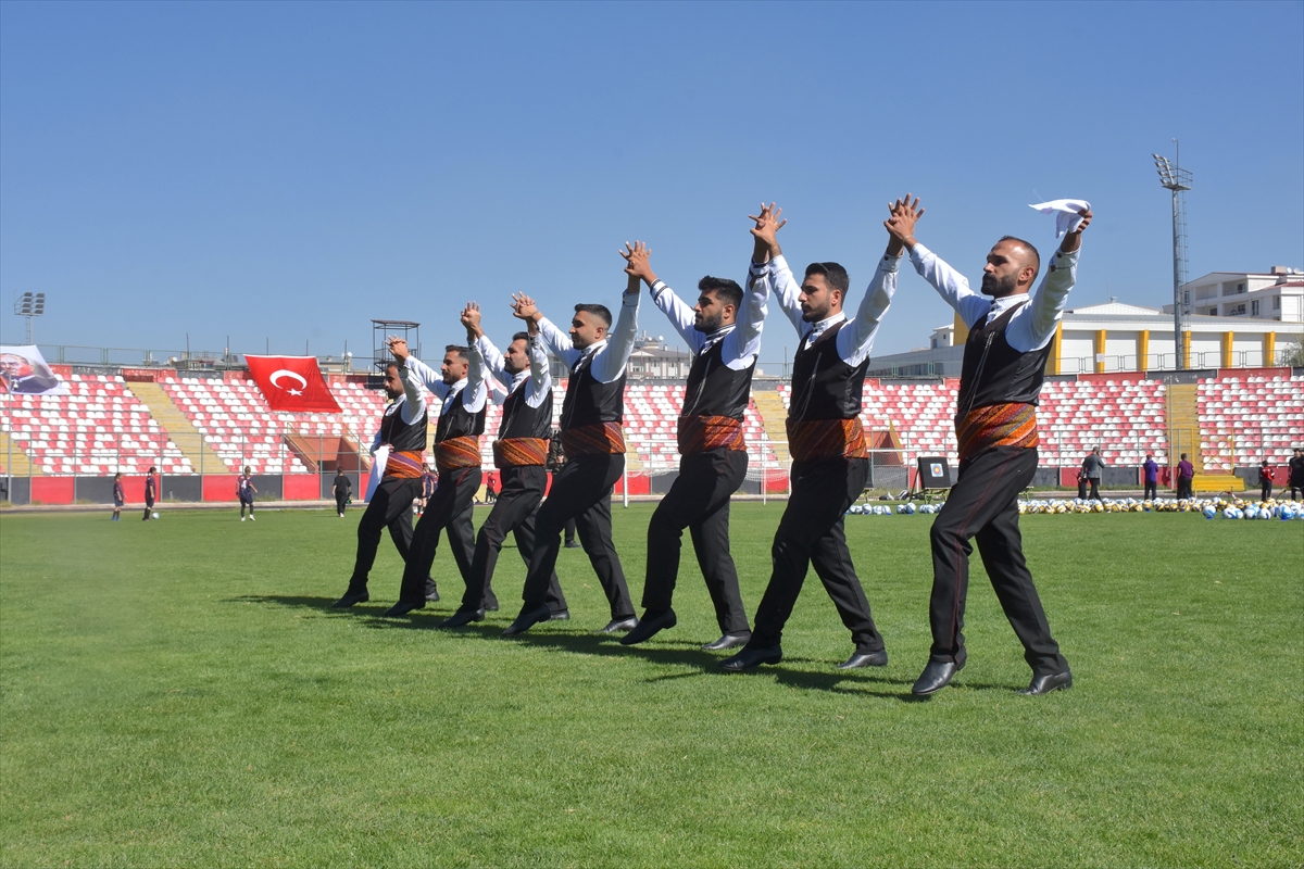 A A 20251015 39419124 39419119 S P O R V A N P R O J E S I N I N 20252026 D O N E M I T O R E N L E B A S L A D I