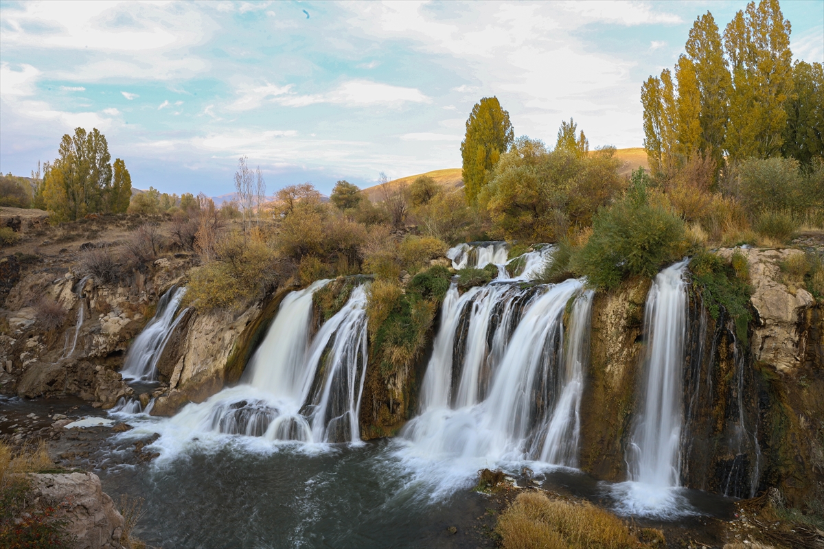 A A 20251027 39533571 39533569 M U R A D I Y E S E L A L E S I S O N B A H A R I N R E N K L E R I N E B U R U N E N D O G A S I Y L A Z I Y A R E T C I L E R I N I A G I R L I Y O R