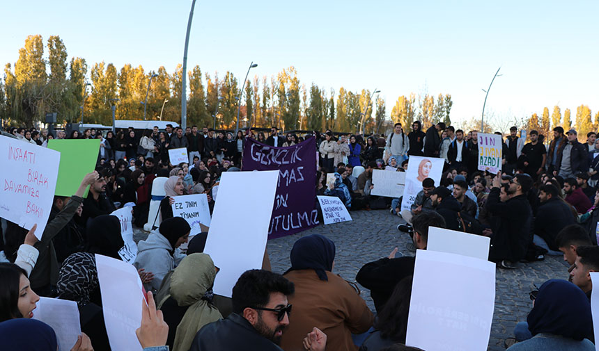 A W F E S G D R H T F G J Y H K U