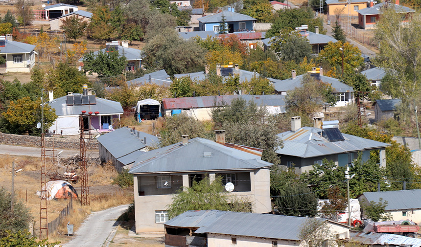 Van Depremin Yıl Dönümü.psd55