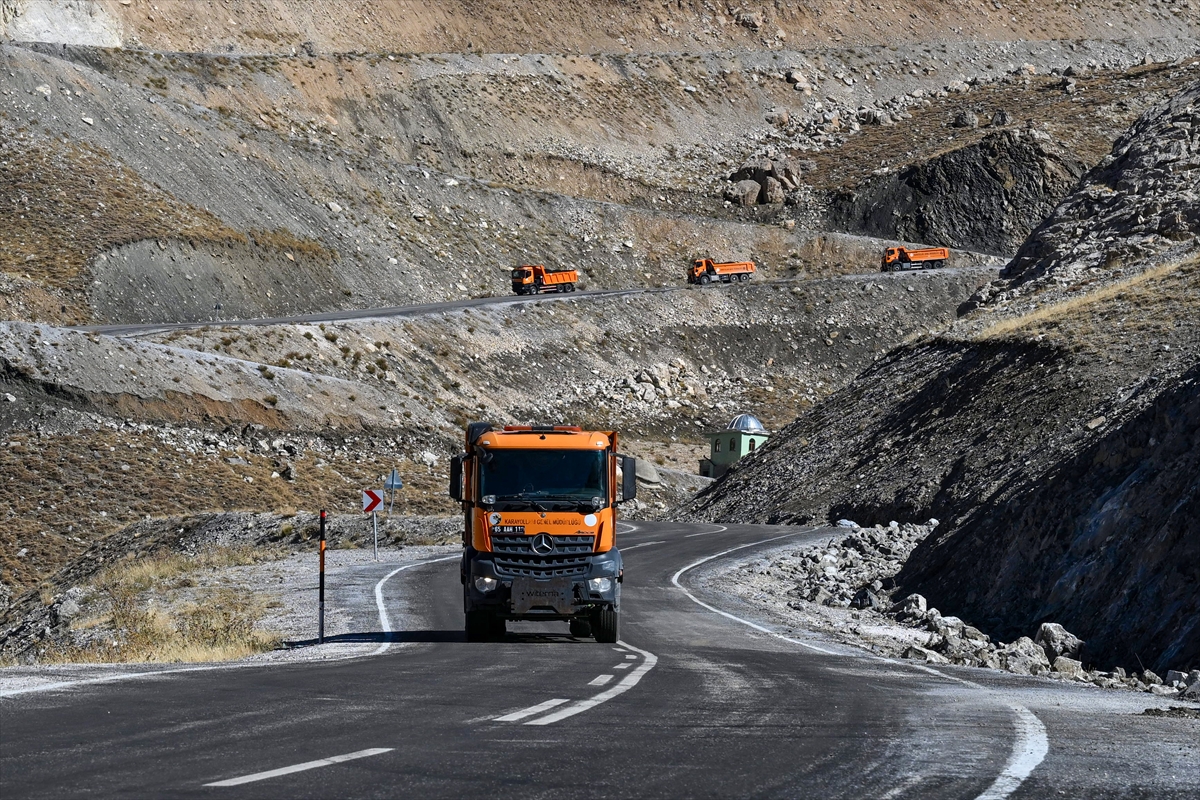 A A 20251102 39591447 39591444 V A N B A H C E S A R A Y K A R A Y O L U N D A K I C I G Y A T A K L A R I N A P A L Y E L I O N L E M