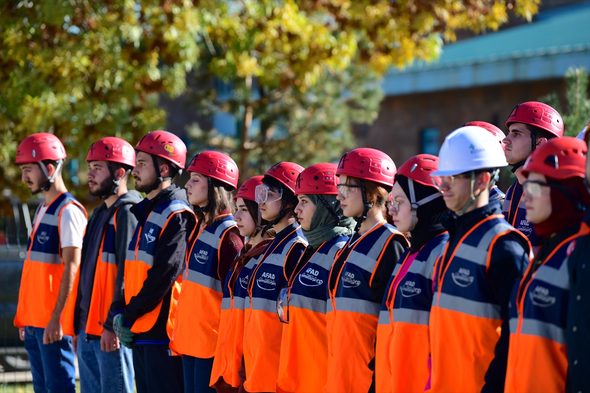 A A 20251108 39649044 39649013 A F A D G O N U L L U S U 350 U N I V E R S I T E O G R E N C I S I Z O R L U E G I T I M L E R L E G O R E V E H A Z I R L A N I Y O R