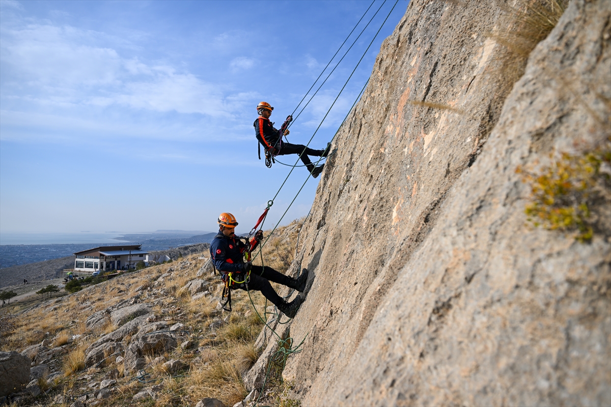 A A 20251121 39765597 39765563 A F A D I N Y E N I A R A M A K U R T A R M A E K I P L E R I G O R E V E Z O R L U E G I T I M L E R L E H A Z I R L A N I Y O R