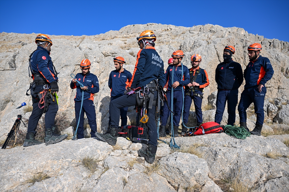 A A 20251121 39765597 39765577 A F A D I N Y E N I A R A M A K U R T A R M A E K I P L E R I G O R E V E Z O R L U E G I T I M L E R L E H A Z I R L A N I Y O R