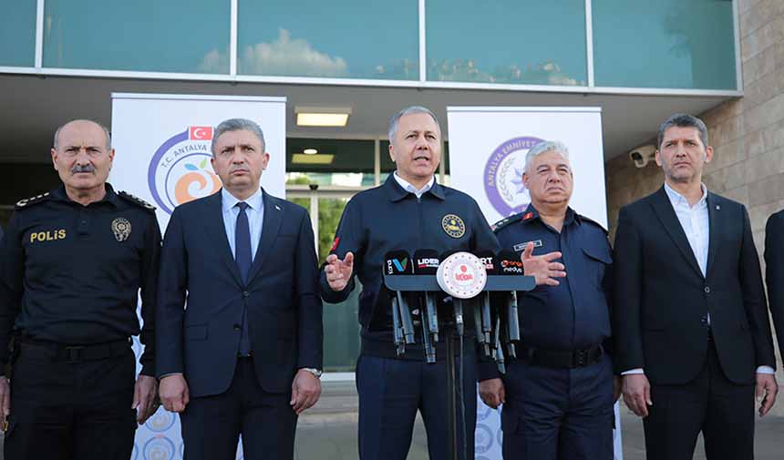 Ali Yerlikaya.jpg7-3