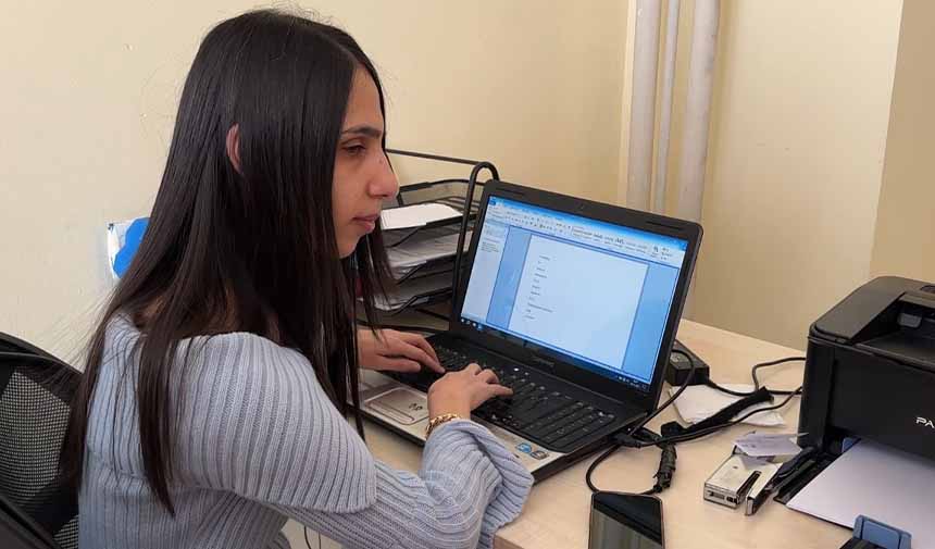 Berçem Öğretmen.jpg8