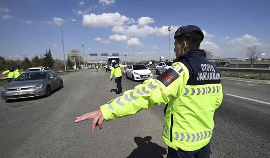 Trafik Yol Kesme Ceza