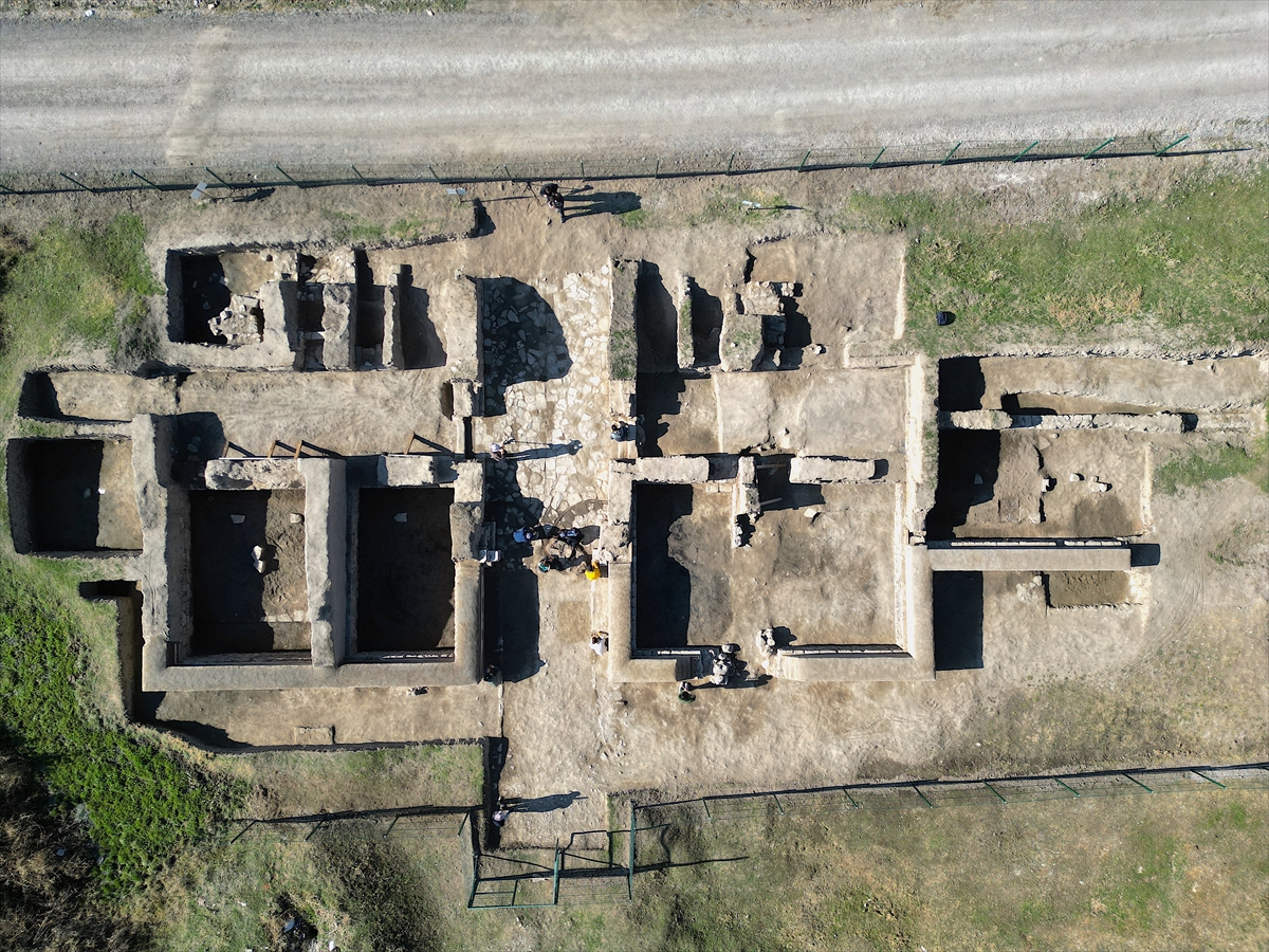 A A 20251201 39857496 39857484 V A N D A K I O S M A N L I K I S L A S I N D A A S K E R L E R I N D O K U Z T A S O Y N A D I G I B E L I R L E N D I