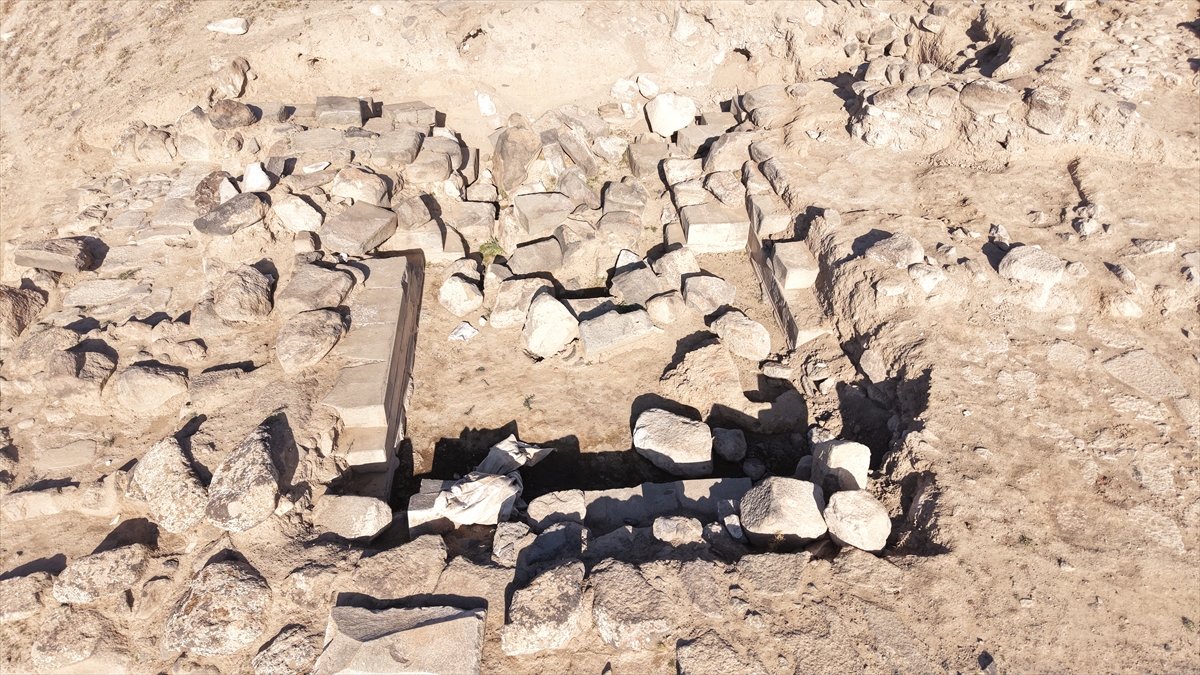 A A 20251208 39920087 39920071 V A N D A K I K O R Z U T K A L E S I N D E G I R I S Y O L U O R T A Y A C I K A R I L D I