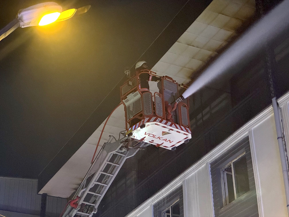 A A 20251208 39928054 39928048 V A N D A O T E L D E C I K A N Y A N G I N S O N D U R U L D U