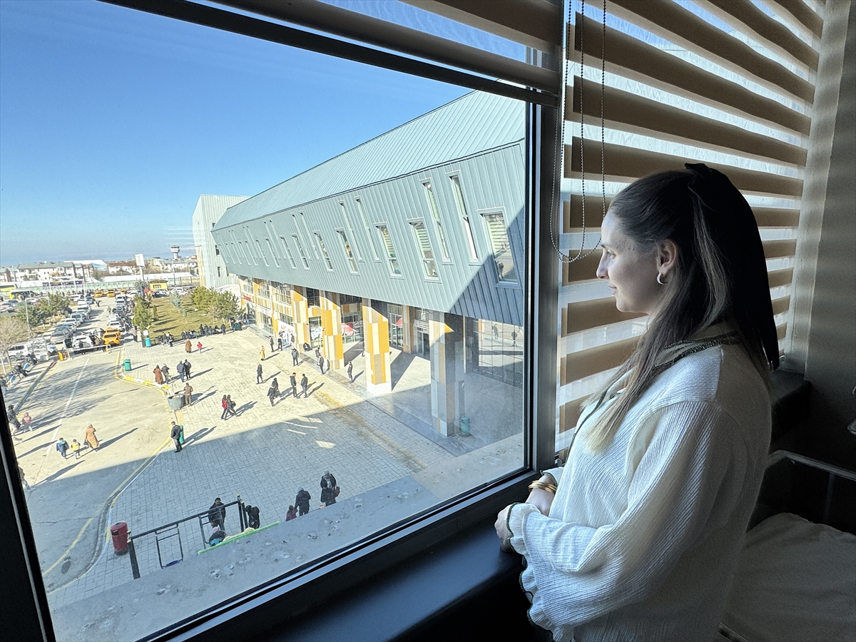 A A 20251218 40014471 40014463 V A N D A K I A N N E O T E L I N D E B U Y I L 2 B I N A N N E M I S A F I R E D I L D I