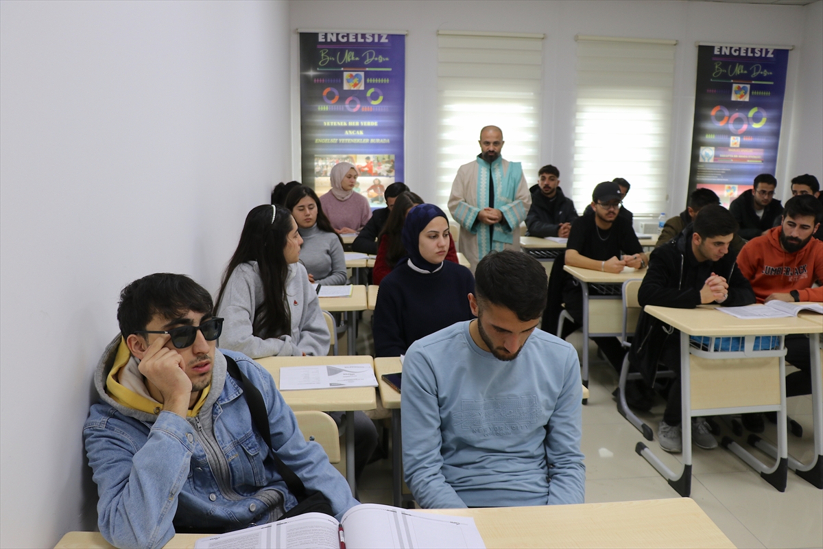 A A 20251230 40112409 40112392 G O R M E E N G E L L I U N I V E R S I T E O G R E N C I S I R E S I M L E R L E H A Y A T I N I R E N K L E N D I R I Y O R