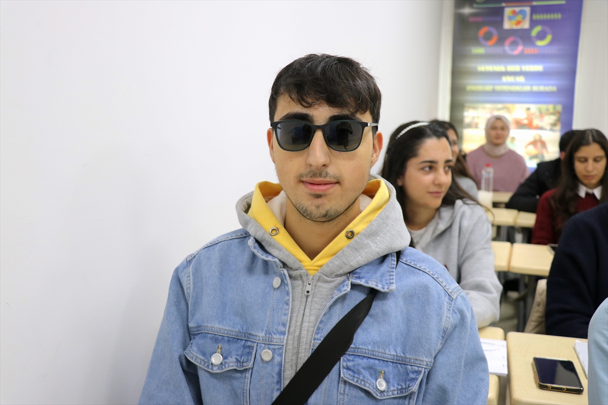 A A 20251230 40112409 40112394 G O R M E E N G E L L I U N I V E R S I T E O G R E N C I S I R E S I M L E R L E H A Y A T I N I R E N K L E N D I R I Y O R