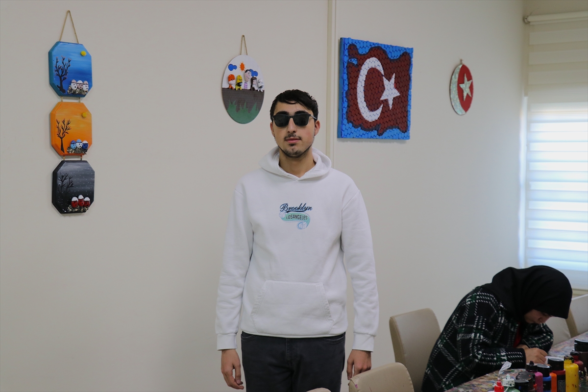 A A 20251230 40112409 40112401 G O R M E E N G E L L I U N I V E R S I T E O G R E N C I S I R E S I M L E R L E H A Y A T I N I R E N K L E N D I R I Y O R