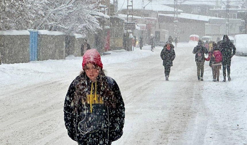 Van'da yarın okullar tatil edildi!