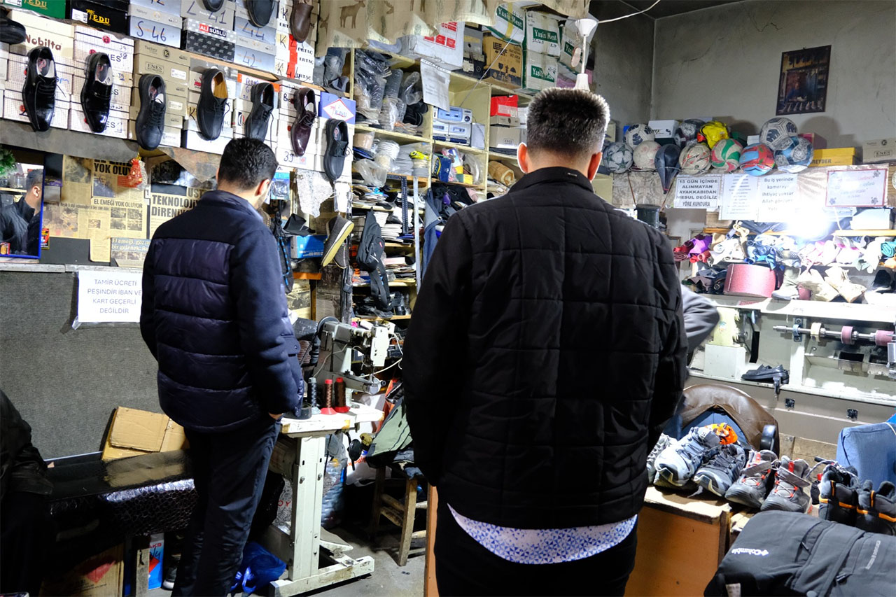 Mecit Emen Ayakkabı Tamircisi 2