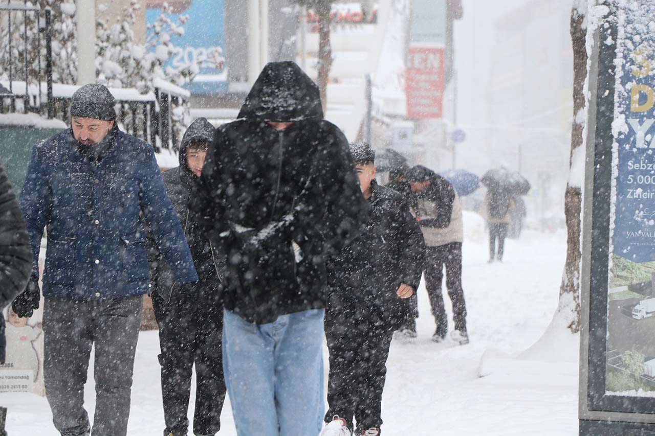 V A N D A 569 Y E R L E S I M Y E R I U L A S I M A K A P A N D I 1083690 321650