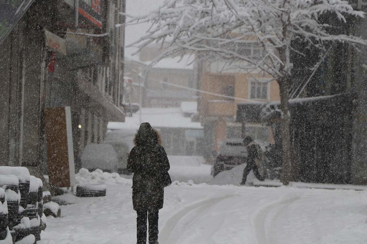 V A N D A 569 Y E R L E S I M Y E R I U L A S I M A K A P A N D I 1083699 321650