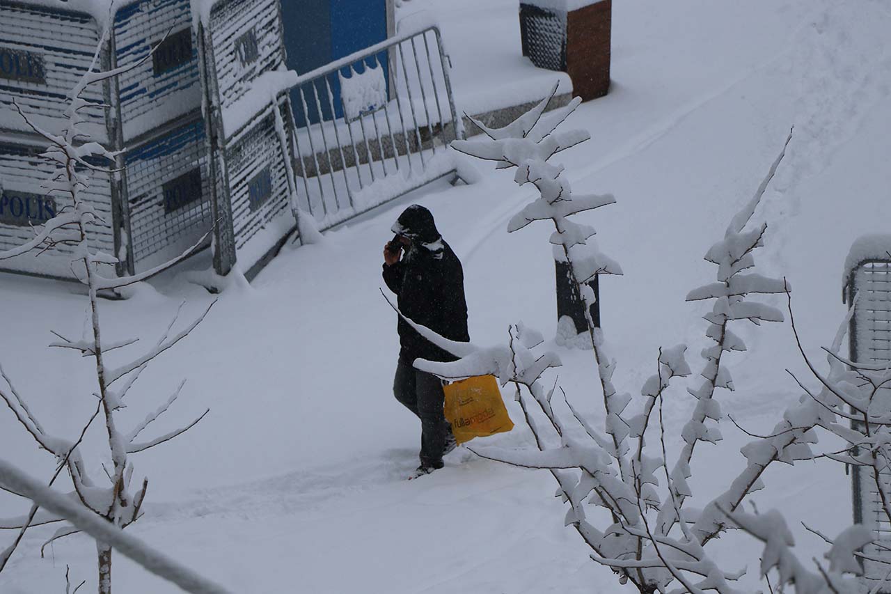 V A N D A 569 Y E R L E S I M Y E R I U L A S I M A K A P A N D I 1083700 321650