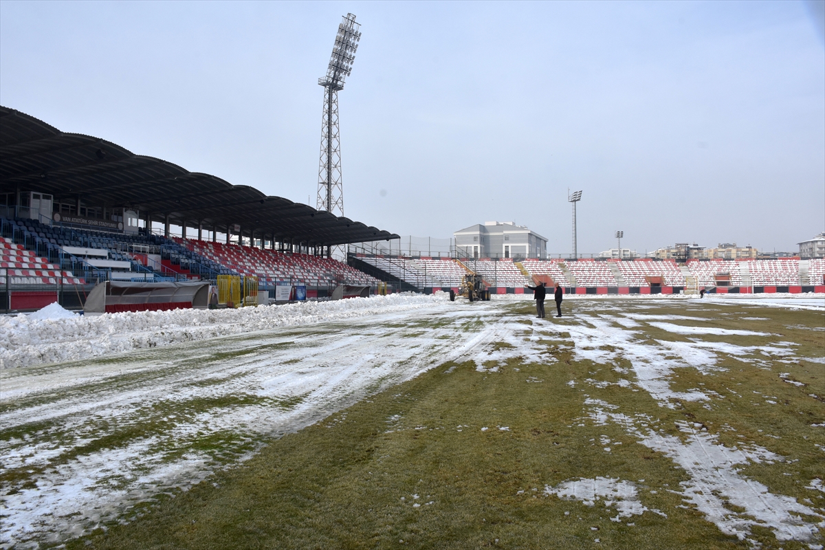 A A 20260106 40175473 40175464 V A N A T A T U R K S T A D Y U M U N D A B I R I K E N K A R K A M Y O N L A R L A T A S I N D I