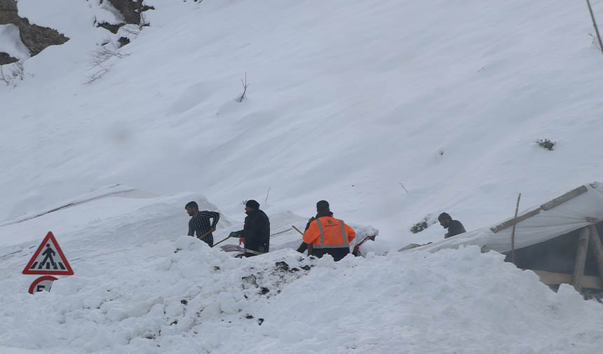 Çatak Yolu Geni̇ş