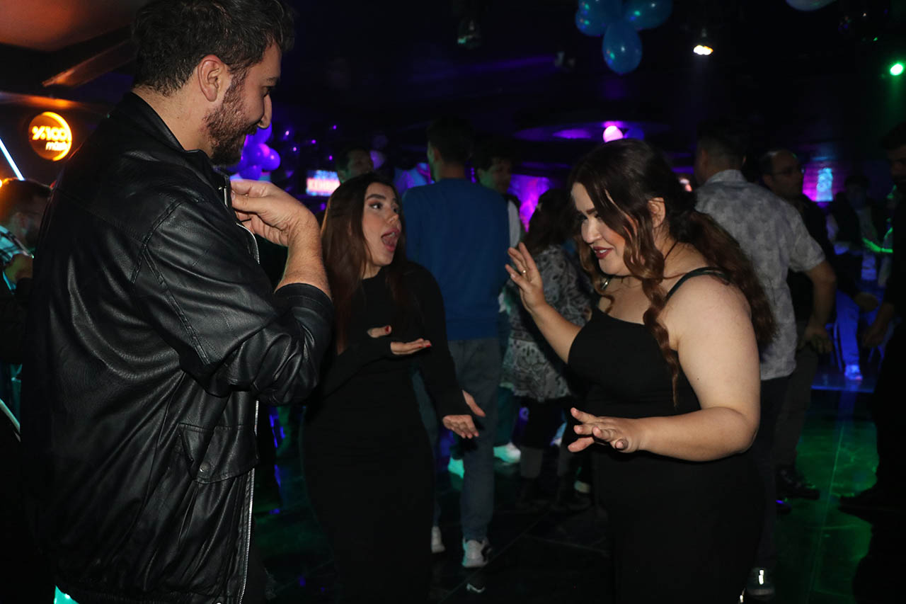 V A N A G E L E N I R A N L I T U R I S T L E R Y E N I Y I L A 1091323 323810