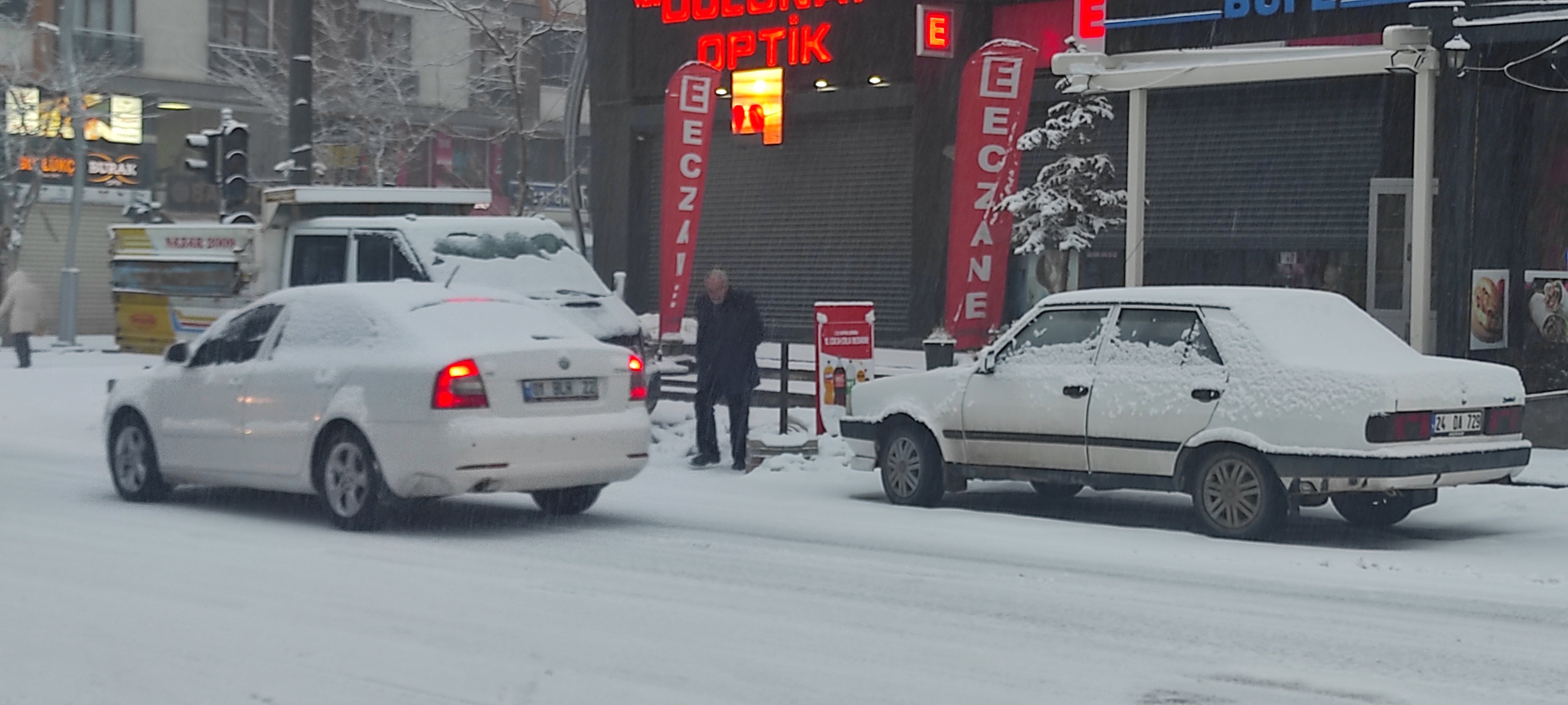 V A N D A 296 Y E R L E S I M Y E R I U L A S I M A K A P A N D I 1114194 330767