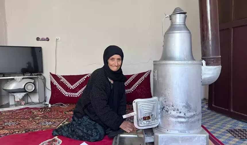 Kudret Akarsu Vatansız.jpg9