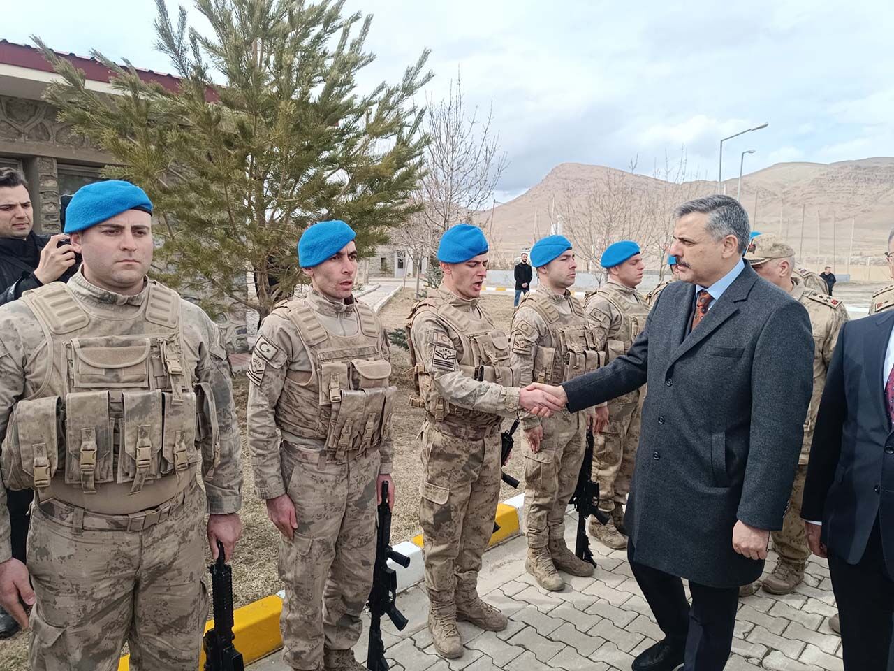 B A K A N C I F T C I V A N D A B A Y R A M L A S M A P R O G R A M 1222420 363466