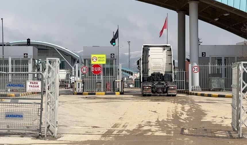 Esendere Sınır Kapısı.jpg8