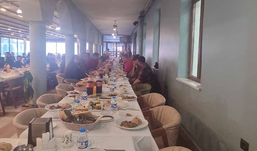Gazeteciler Iftarda Buluştu.jpg1