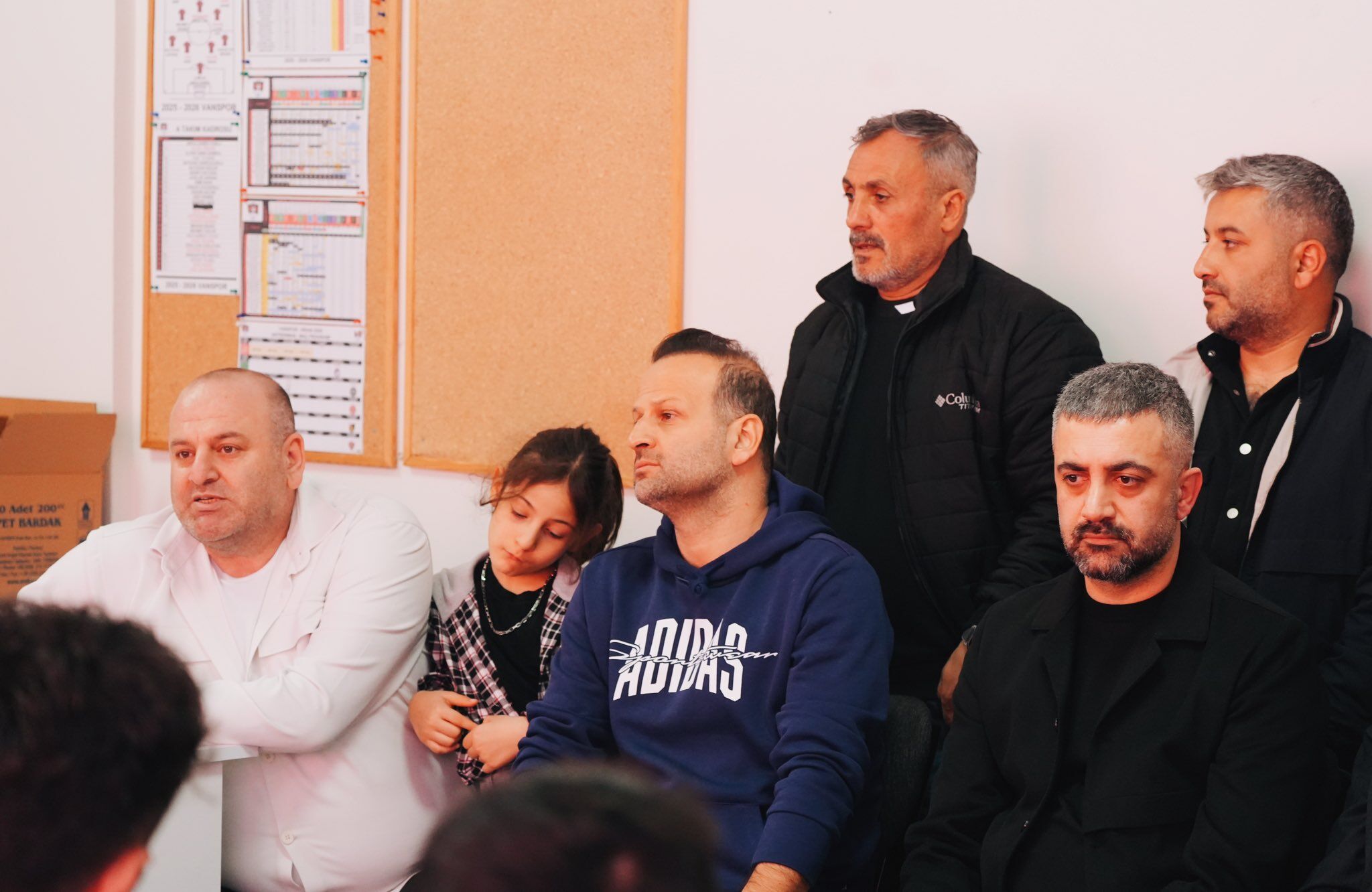 H D8O T O A0 A Ee3 X V