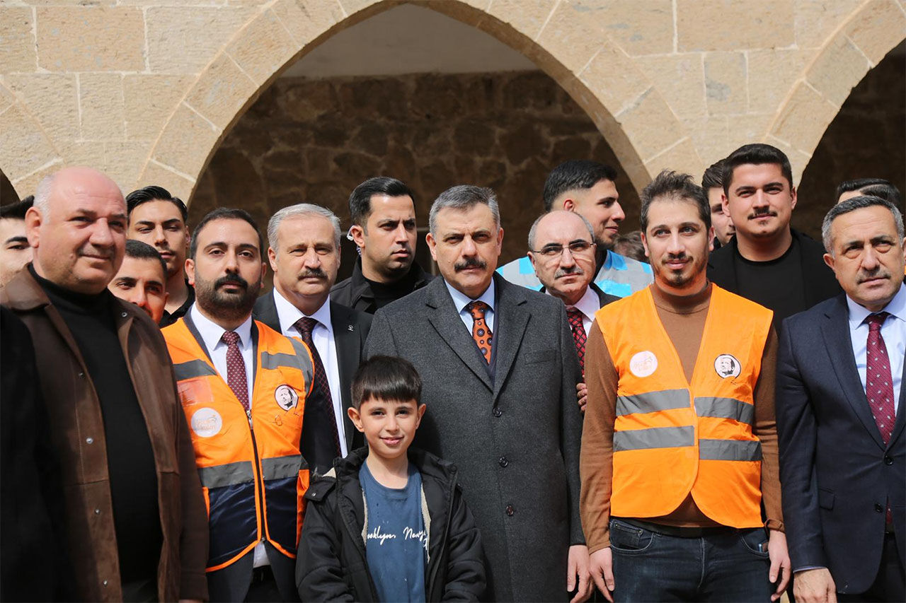 Icisleri Bakani Ikram 9