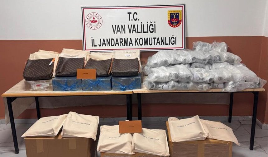 Van'da 3 milyon 460 bin TL değerinde kaçak eşya ele geçirildi