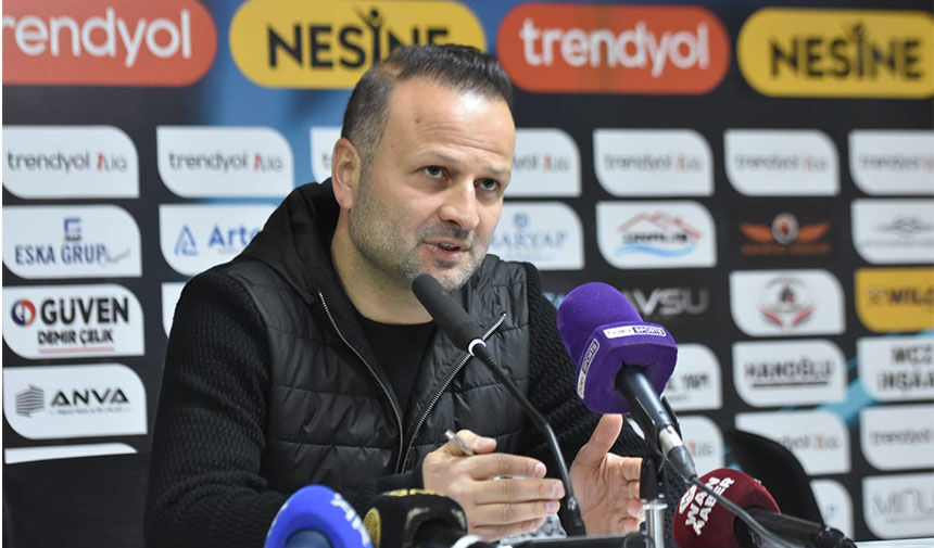 Vanspor Teknik Direktörü Korkmaz: Bu sezon benden şampiyonluk beklemeyin