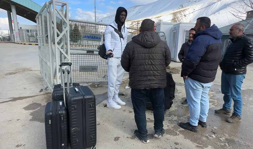 Sınır Kapısı .Jpg0