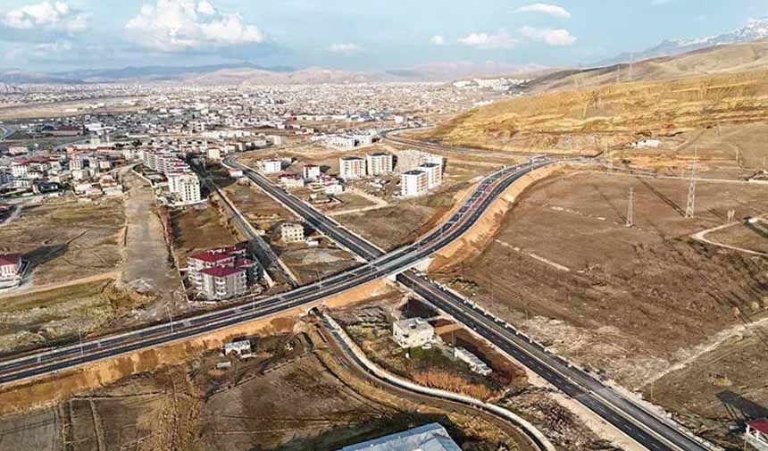 Van’ın yol ağı verileri açıklandı. İşte asfalt yol uzunluğu…