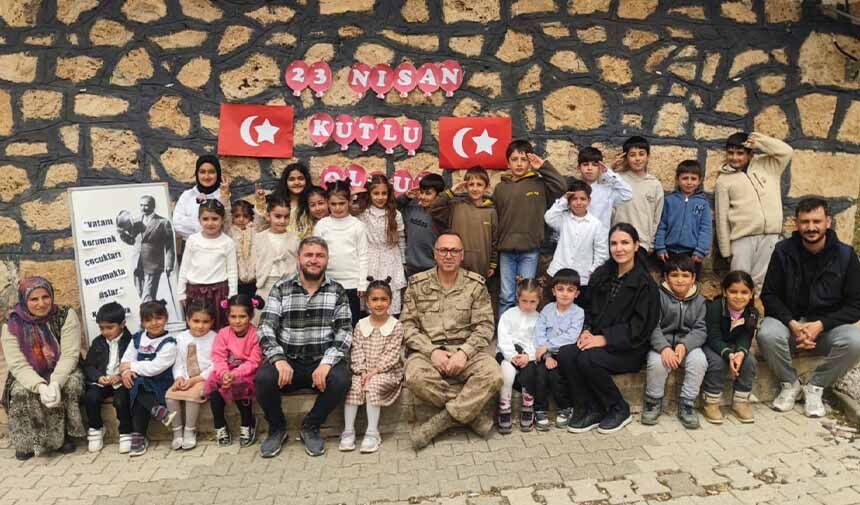 23 Nisan Kutlamarı.jpg7