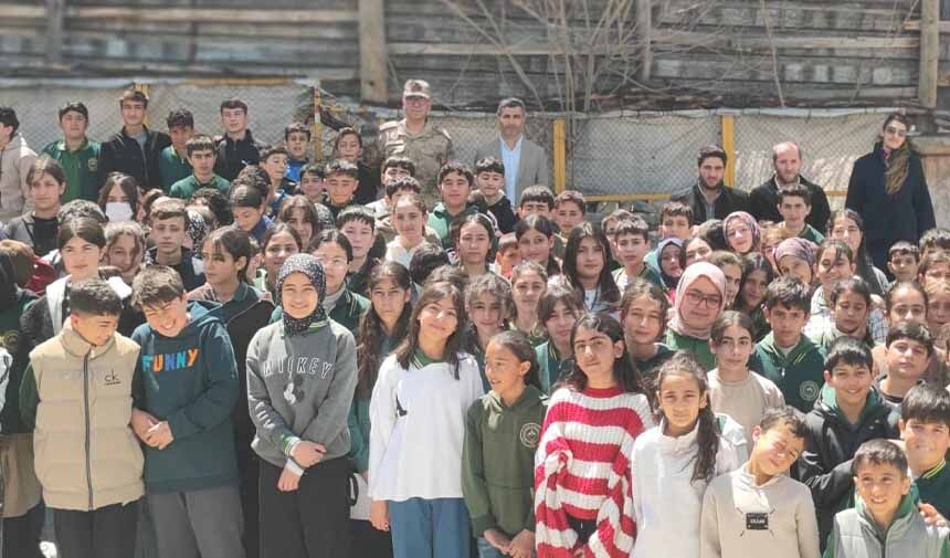 23 Nisan Kutlamarı.jpg8