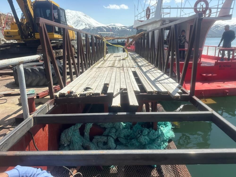 Akdamar Adasi Iskelesi 3