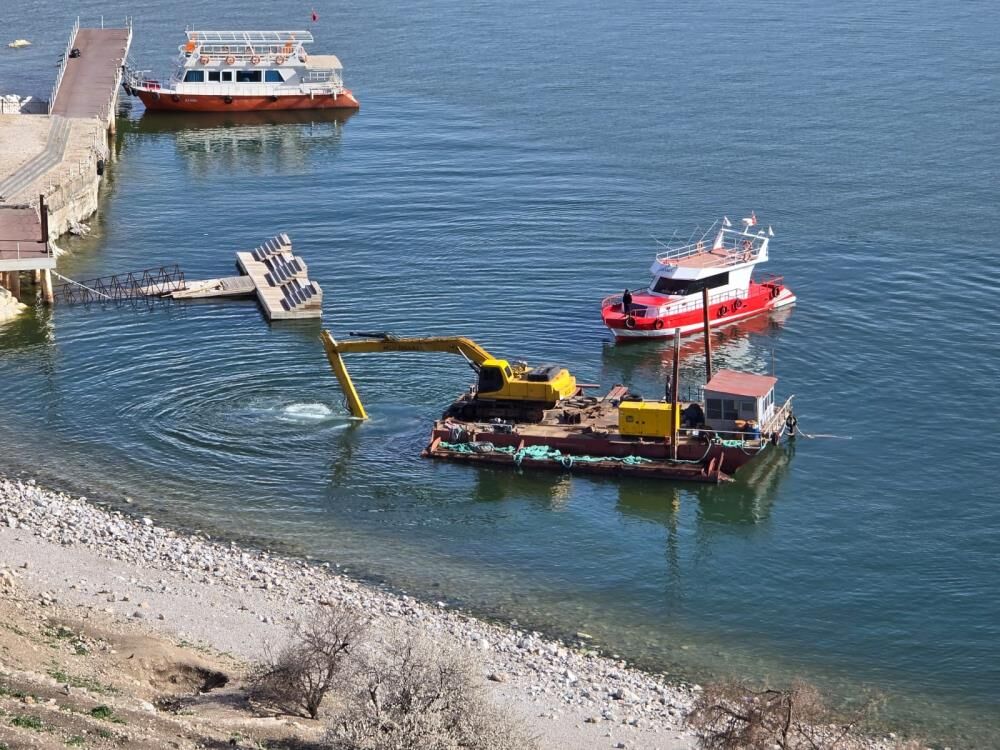 Akdamar Adasi Iskelesi 5