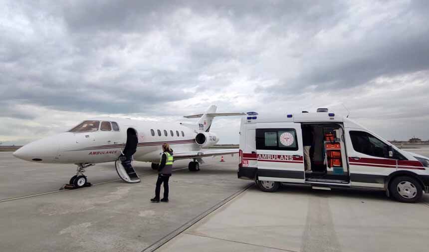 Bebek Için Ambulans Uçak