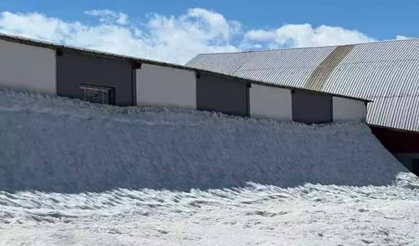 Besicilerin Kar Zorluğu.jpg8