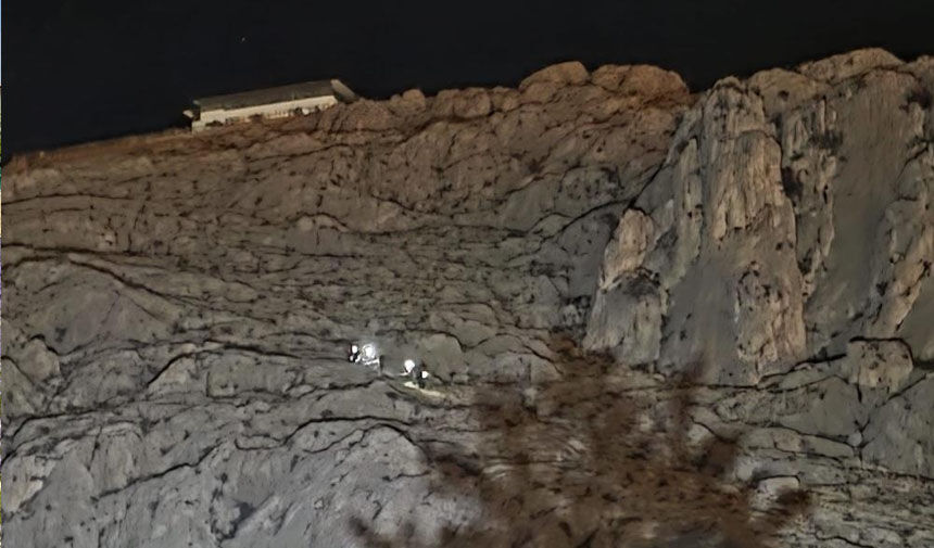 Van'da kayalıklardan atlayan cezaevi firarisi kurtarıldı