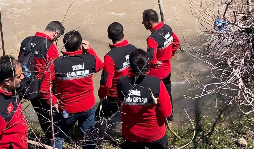 Çocuk Cansız Beden.jpg9