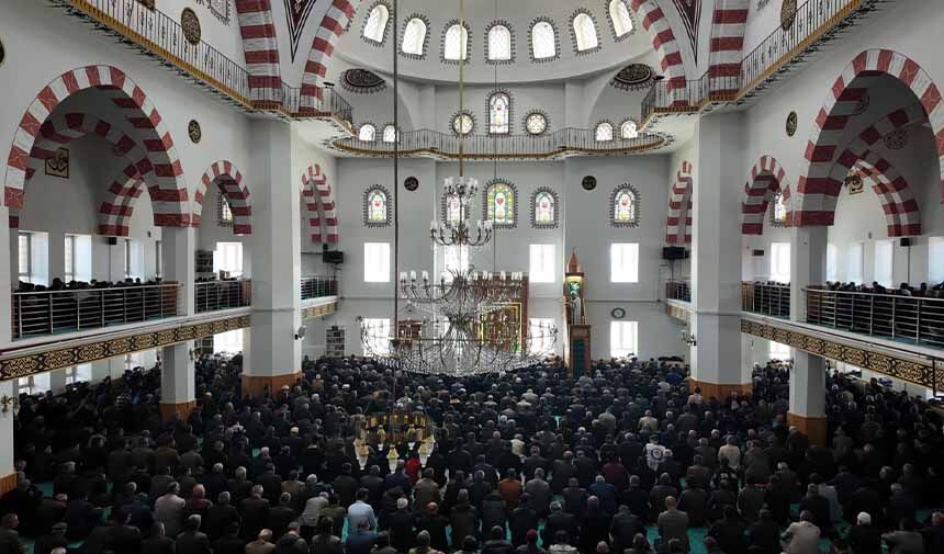 Gıyabi Cenaze Namazı