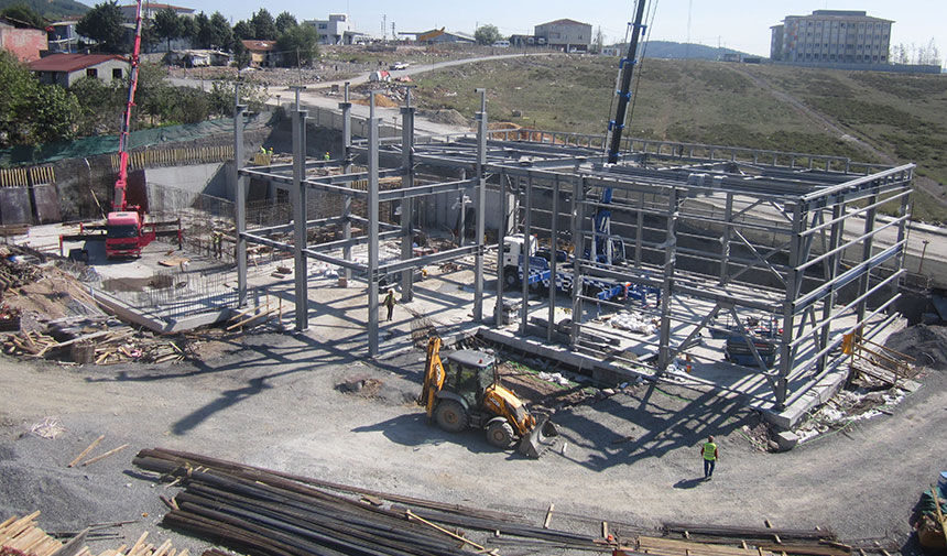 Edremit ilçesi çok amaçlı spor salonu kaba inşaat yapım işi