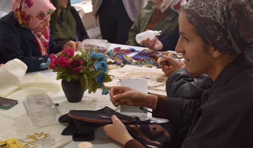 Üretim Çalışanları.jpg4