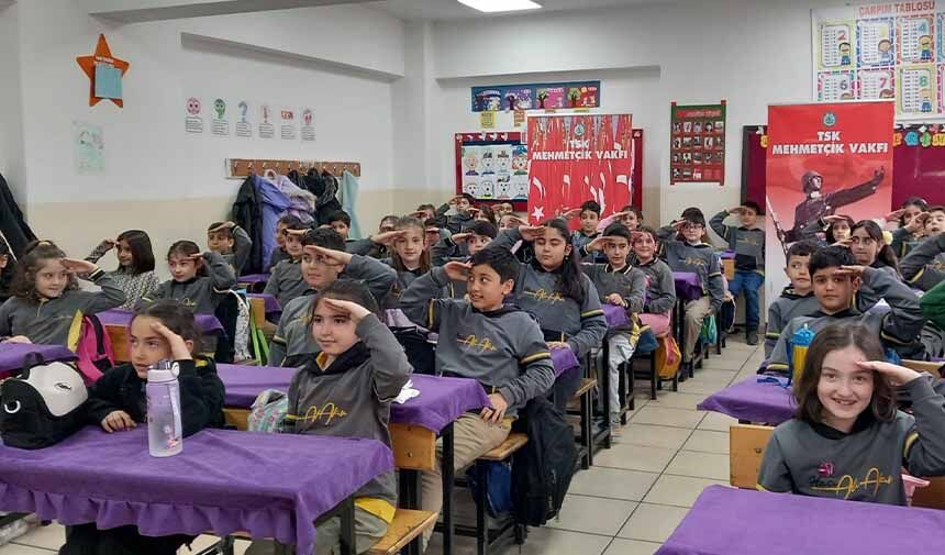 Van Türküleri.jpg6